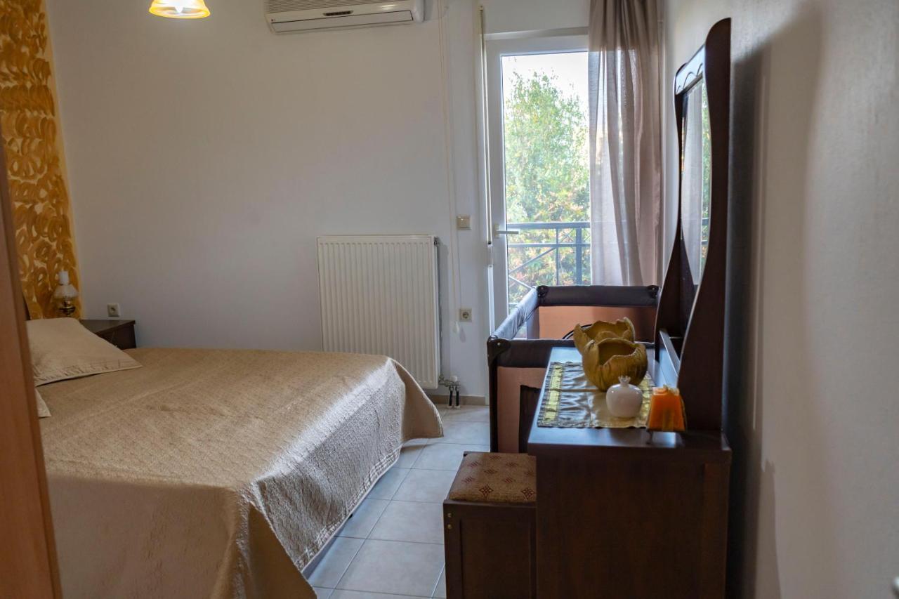 A quiet apartment close to the sea Gouves Extérieur photo