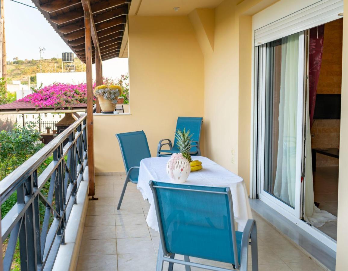 A quiet apartment close to the sea Gouves Extérieur photo