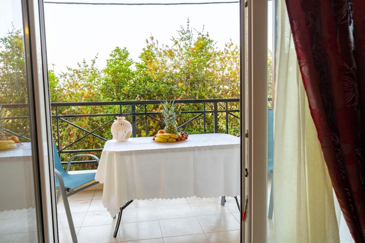 A quiet apartment close to the sea Gouves Extérieur photo